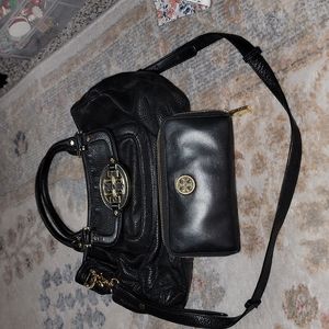 Tory Burch Black and Gold used purse with wallet